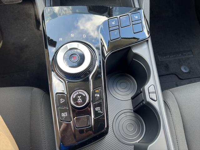 new 2025 Kia Sportage Hybrid car, priced at $32,243