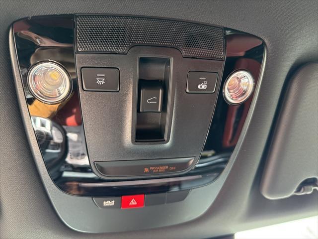 new 2025 Kia Sportage Hybrid car, priced at $39,144