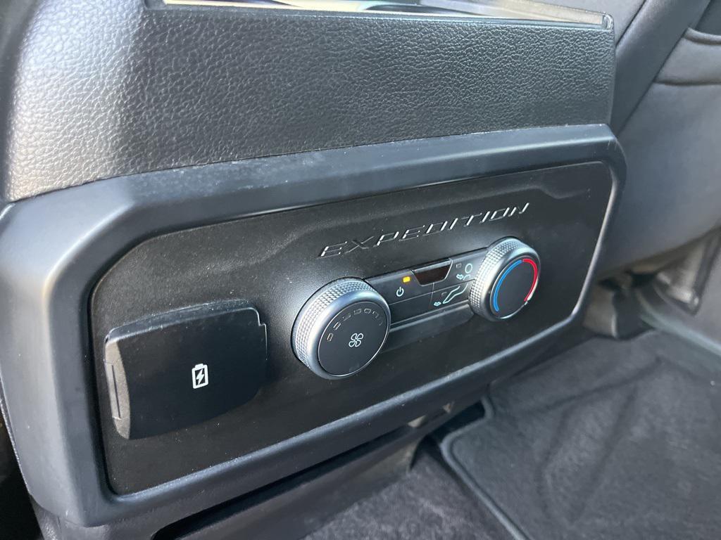 used 2021 Ford Expedition car, priced at $25,991