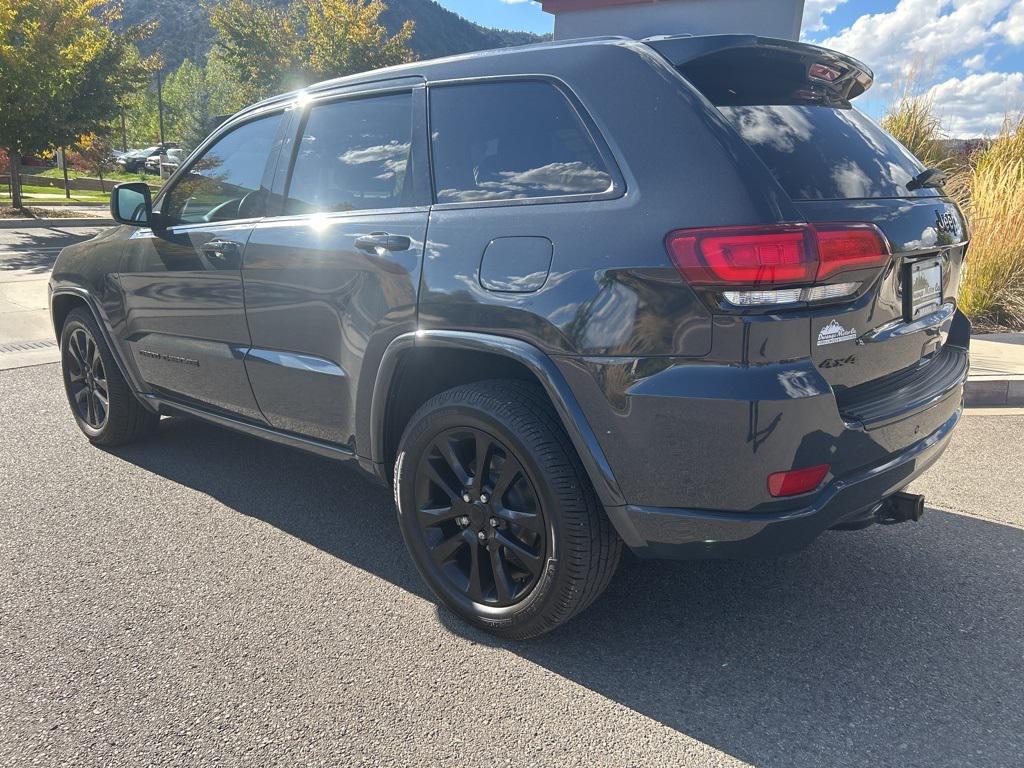 used 2018 Jeep Grand Cherokee car, priced at $15,371