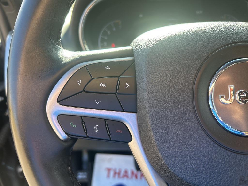 used 2018 Jeep Grand Cherokee car, priced at $15,371