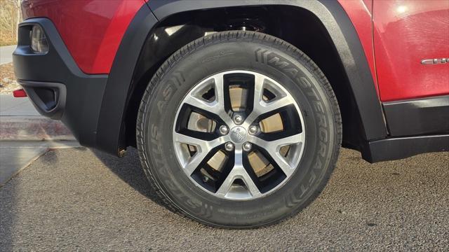 used 2015 Jeep Cherokee car, priced at $12,961