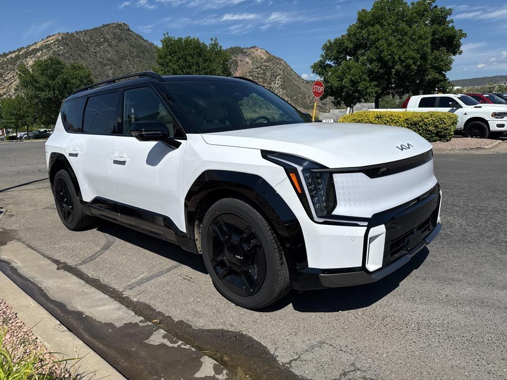 new 2026 Kia EV9 car, priced at $76,685