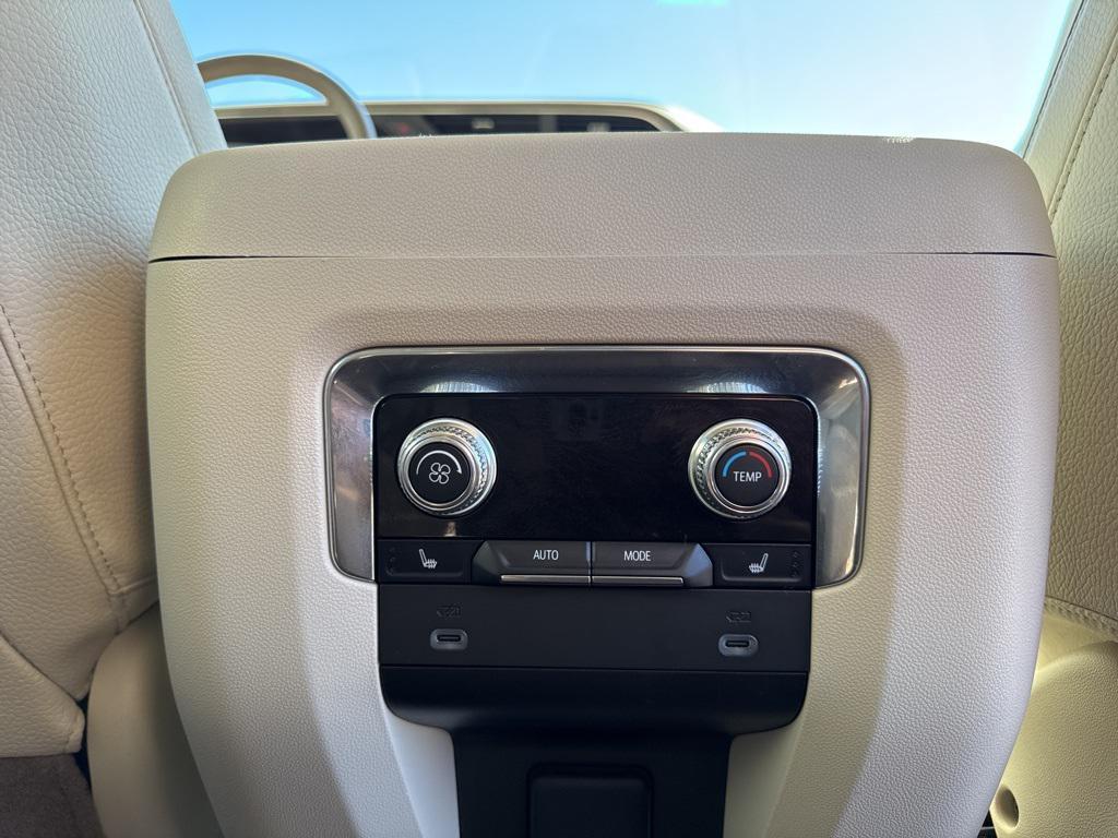 used 2023 GMC Yukon car, priced at $64,560