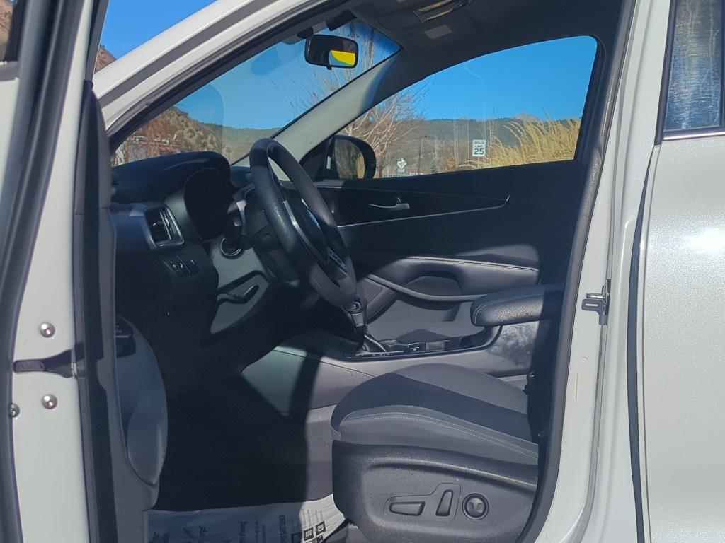 used 2019 Kia Sorento car, priced at $12,890