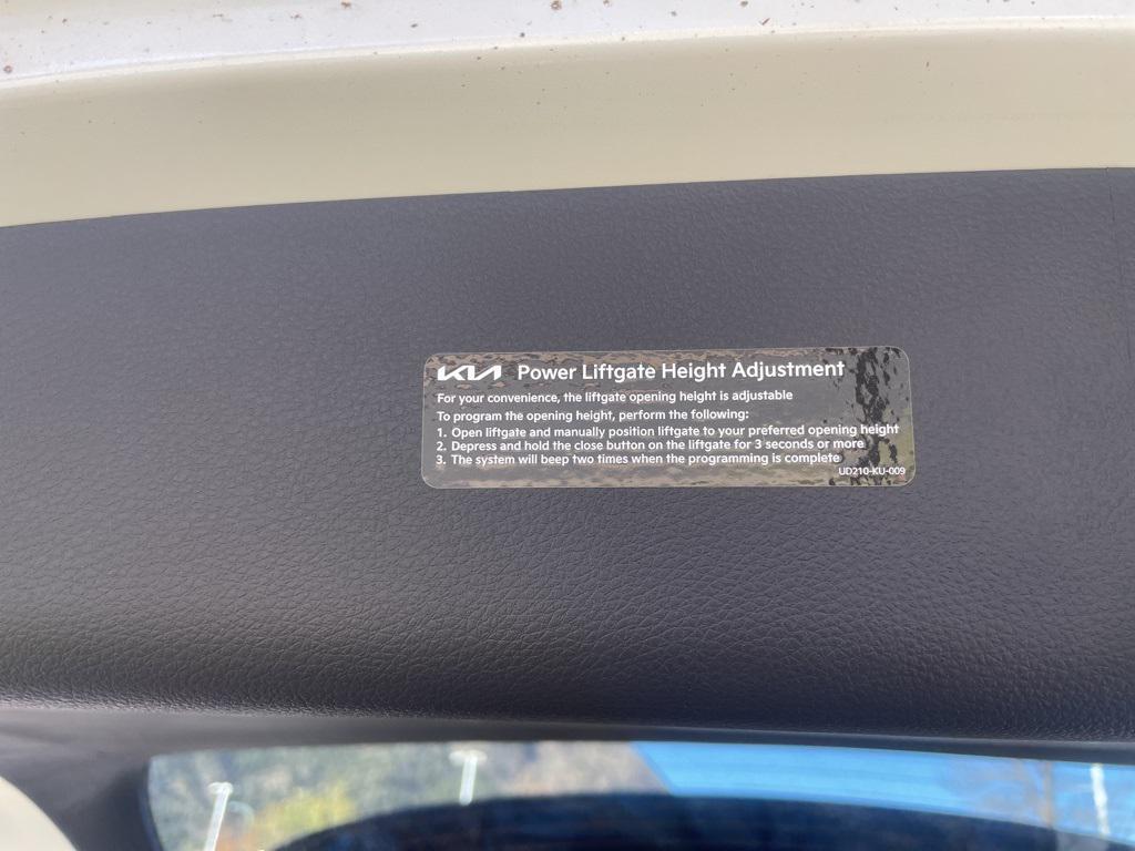 new 2026 Kia Carnival car, priced at $42,095