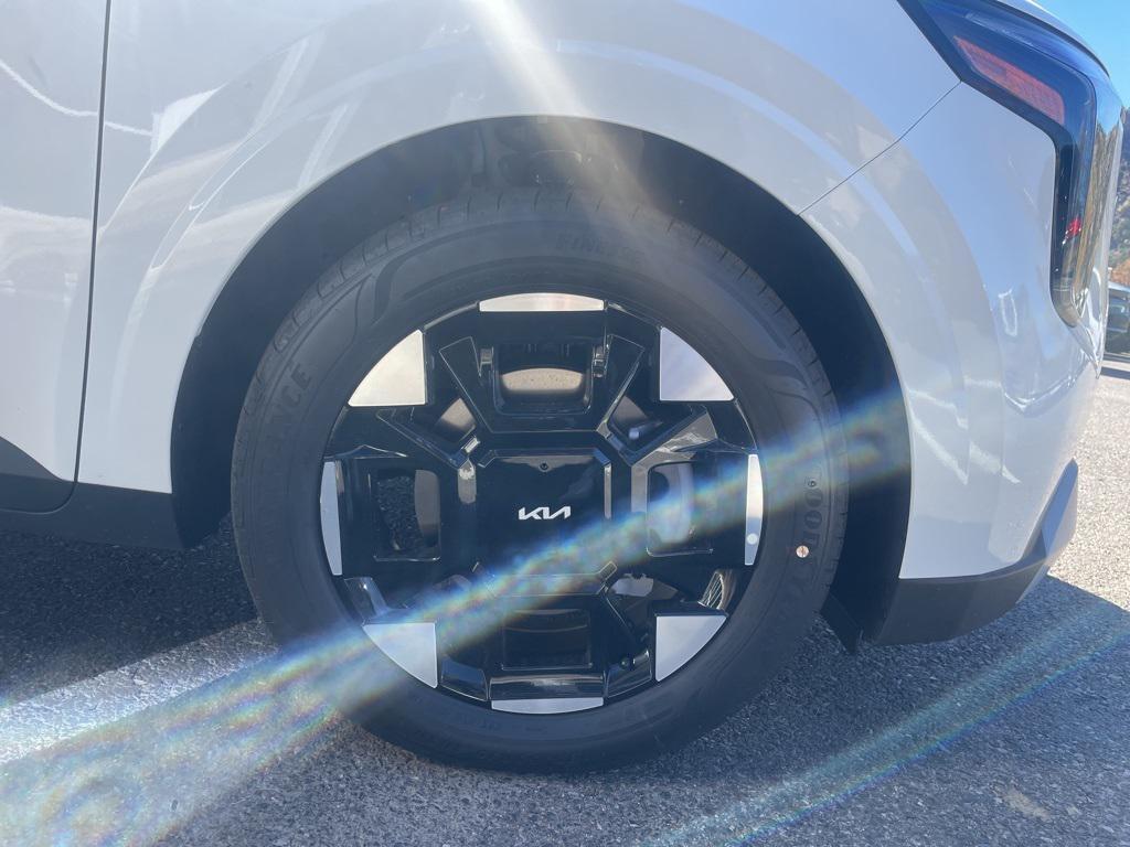 new 2026 Kia Carnival car, priced at $42,095