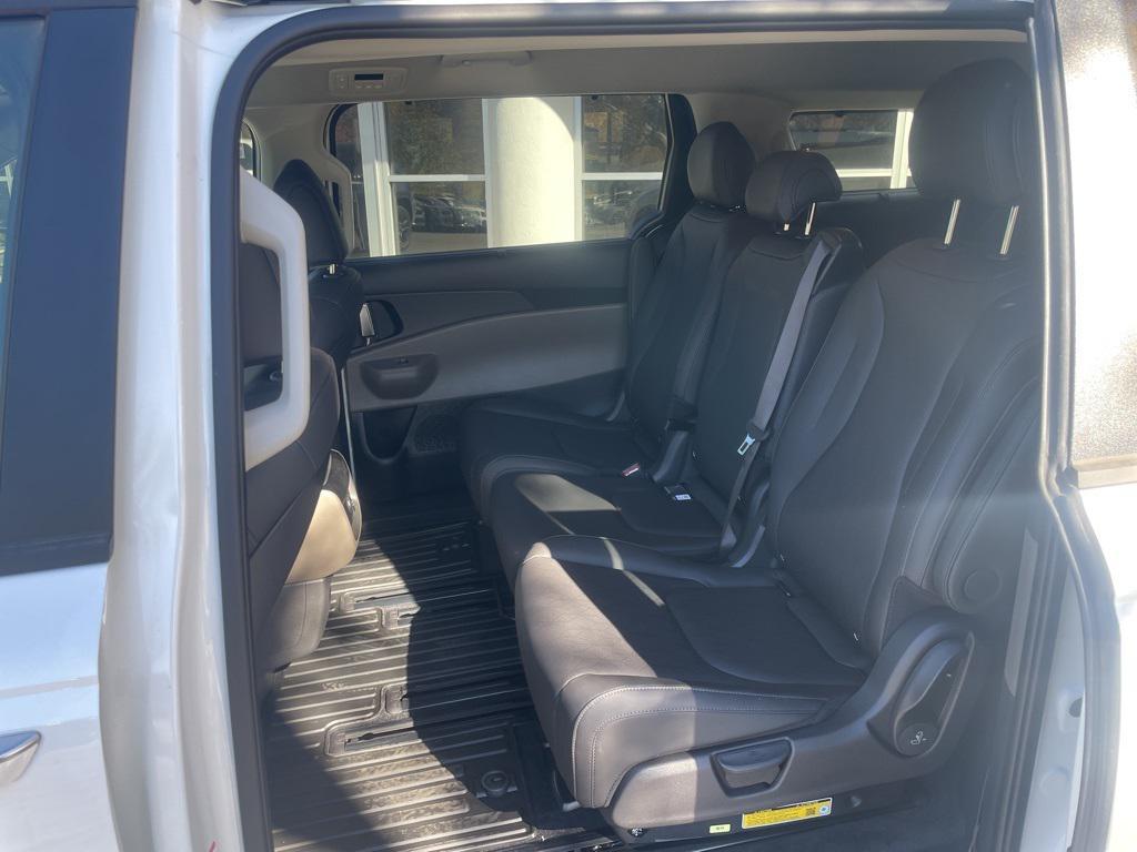 new 2026 Kia Carnival car, priced at $42,095