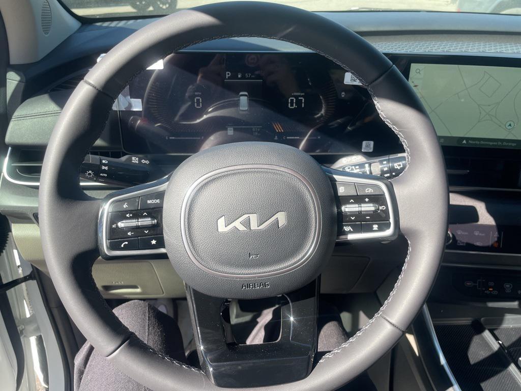 new 2026 Kia Carnival car, priced at $42,095