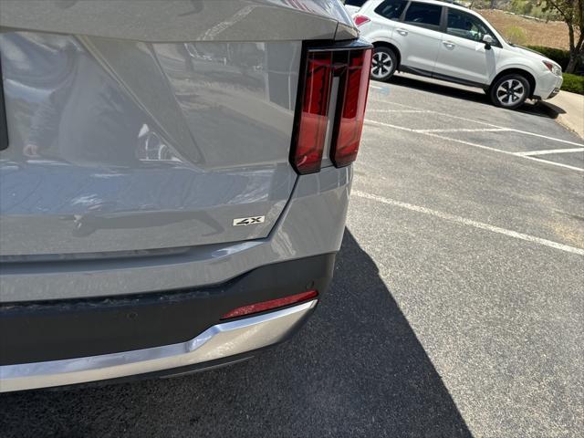 new 2025 Kia Sorento car, priced at $41,009