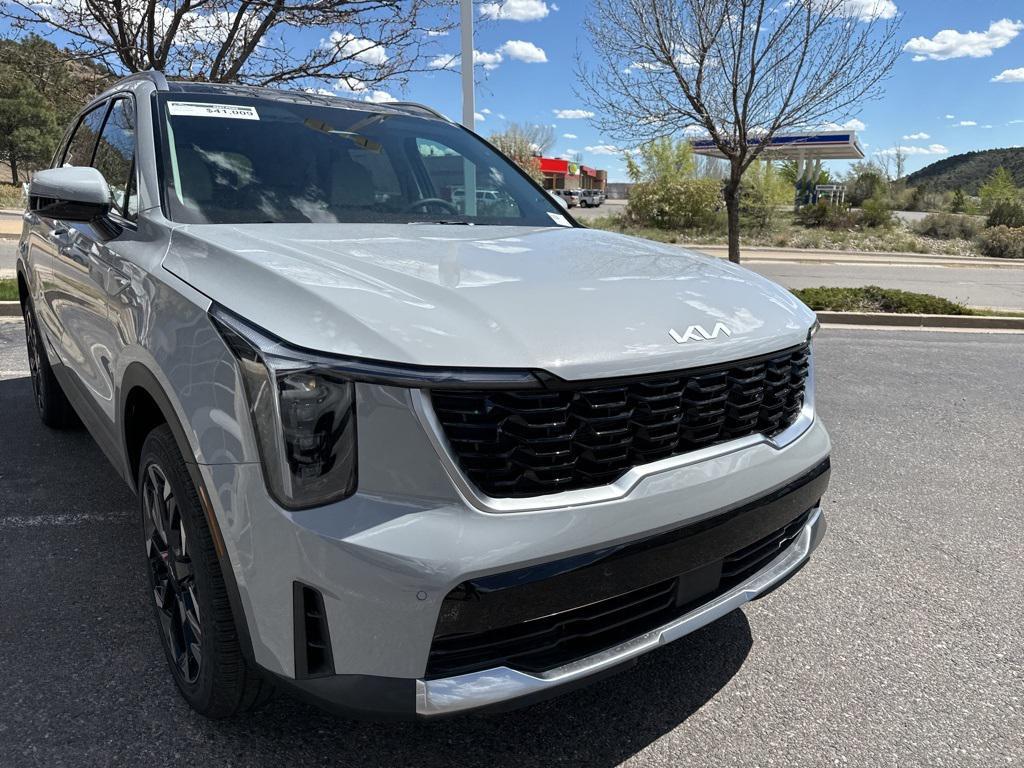 new 2025 Kia Sorento car, priced at $38,990