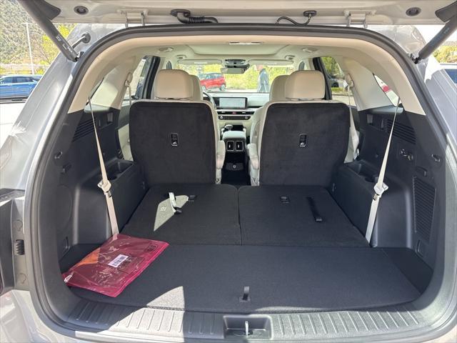 new 2025 Kia Sorento car, priced at $41,009