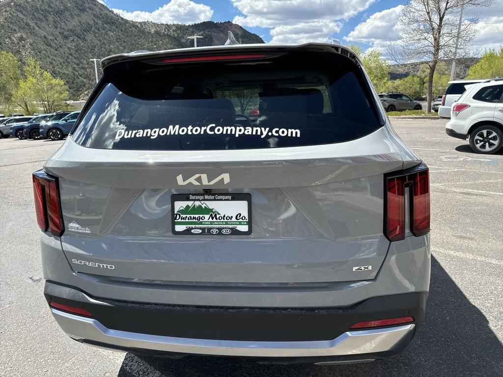new 2025 Kia Sorento car, priced at $38,990