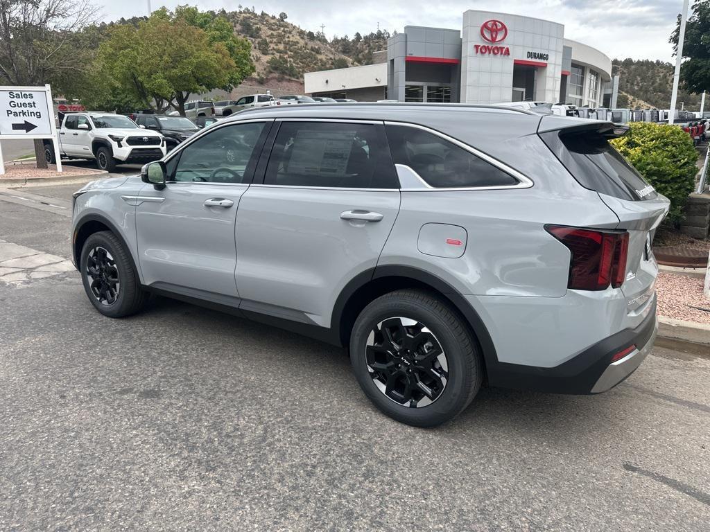 new 2025 Kia Sorento car, priced at $37,555