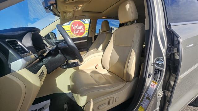 used 2016 Toyota Highlander car, priced at $21,991