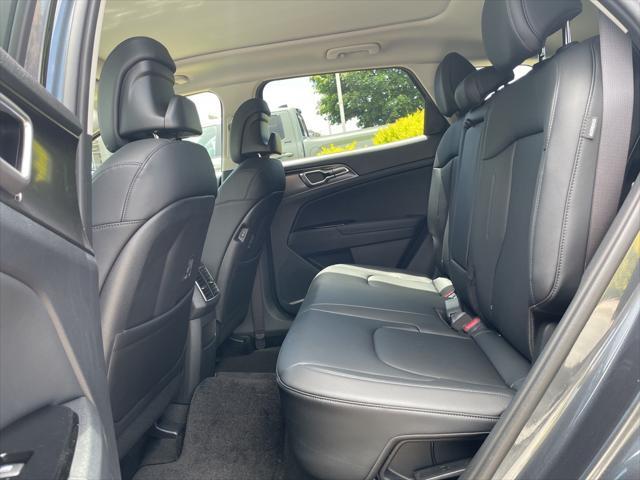 new 2025 Kia Sportage Hybrid car, priced at $36,226