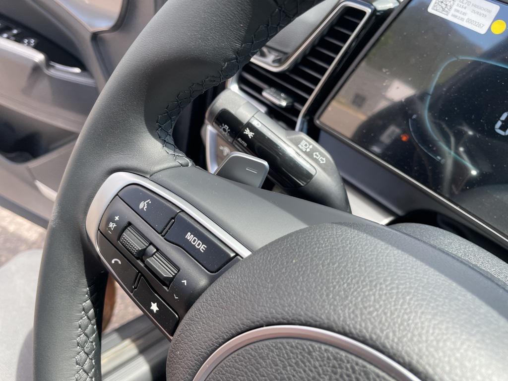 new 2025 Kia Sportage Hybrid car, priced at $34,720