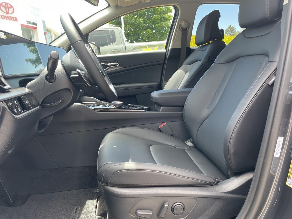 new 2025 Kia Sportage Hybrid car, priced at $34,720