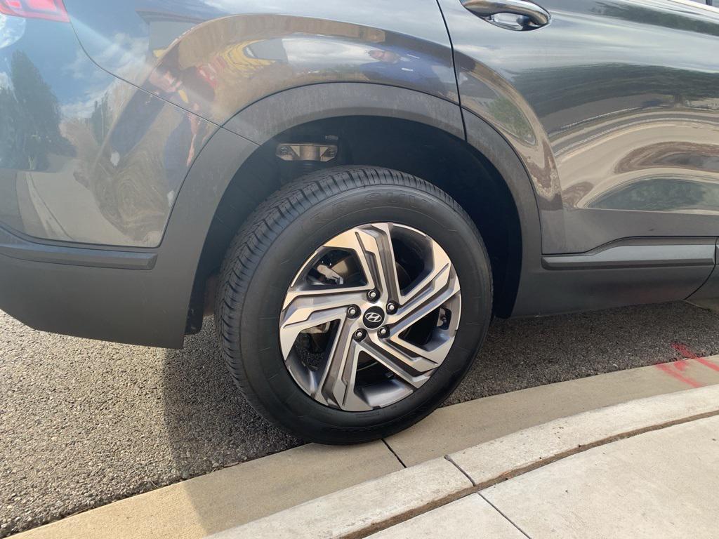 used 2023 Hyundai Santa Fe car, priced at $21,394
