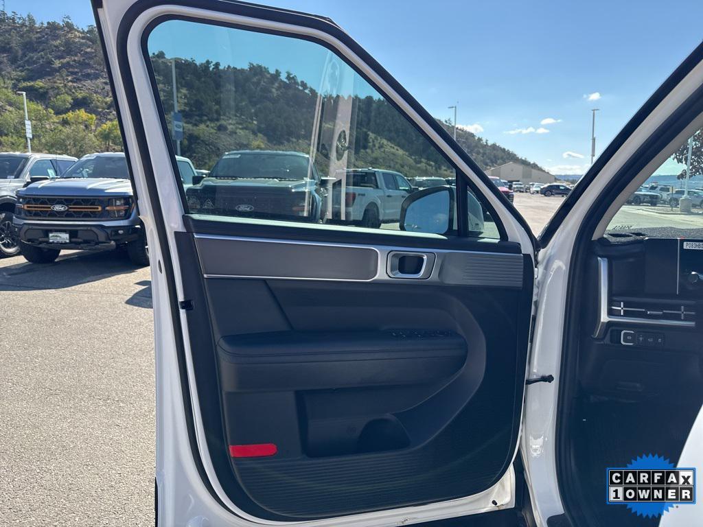 used 2025 Hyundai Santa Fe car, priced at $31,841