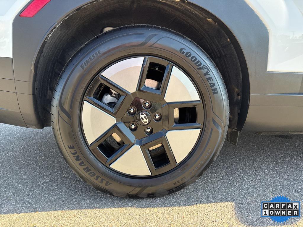 used 2025 Hyundai Santa Fe car, priced at $31,841