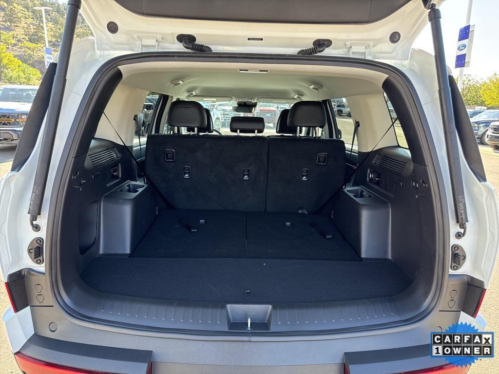 used 2025 Hyundai Santa Fe car, priced at $31,841