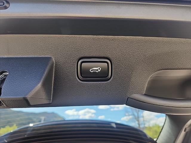 new 2025 Kia Sportage Hybrid car, priced at $38,958