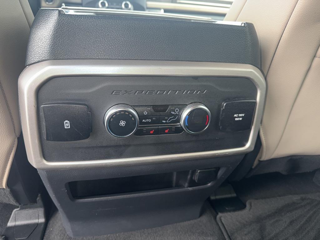 used 2024 Ford Expedition car, priced at $59,970