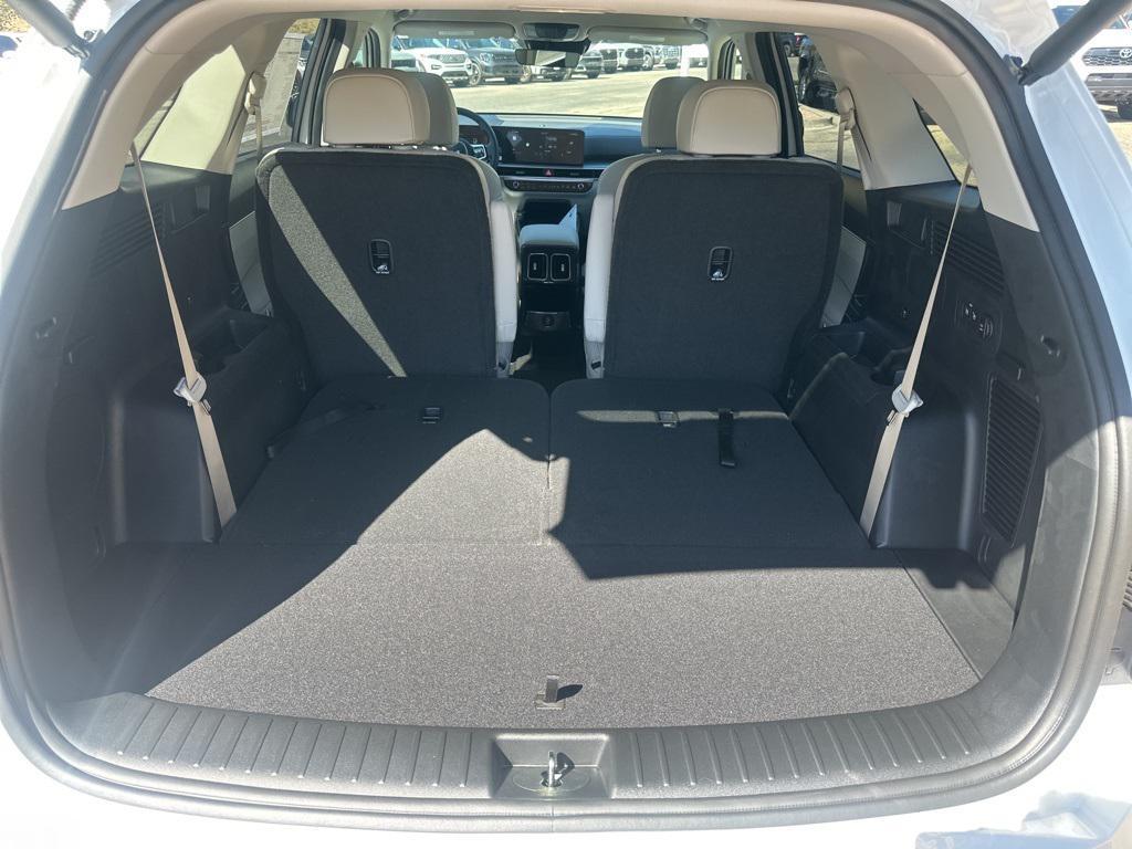 new 2025 Kia Sorento Hybrid car, priced at $42,285