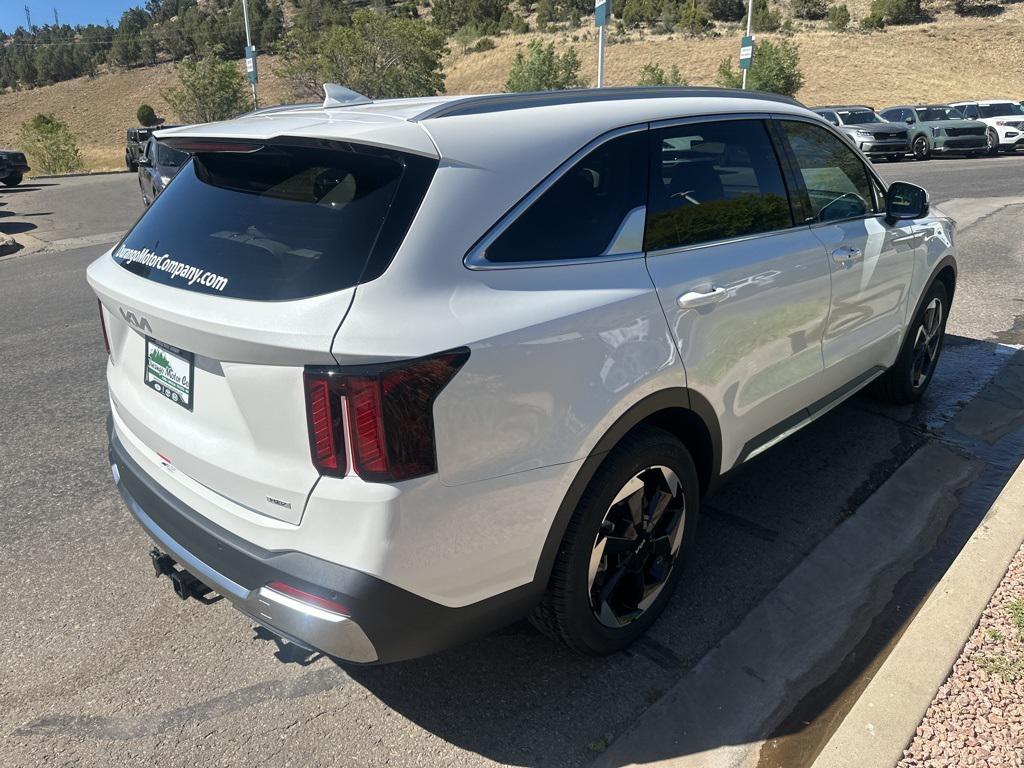 new 2025 Kia Sorento Hybrid car, priced at $42,285