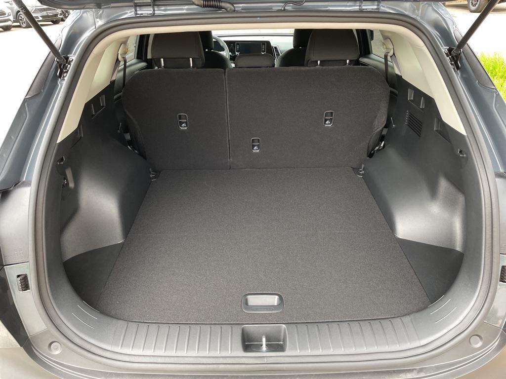 new 2025 Kia Sportage Hybrid car, priced at $30,475