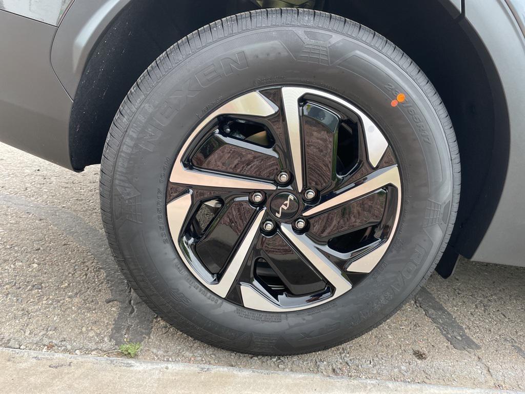 new 2025 Kia Sportage Hybrid car, priced at $30,475