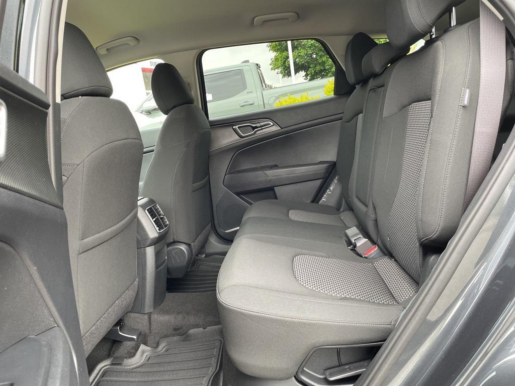 new 2025 Kia Sportage Hybrid car, priced at $30,475