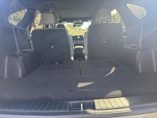 used 2024 Kia Sorento car, priced at $39,990