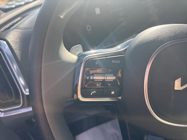 used 2024 Kia Sorento car, priced at $39,990
