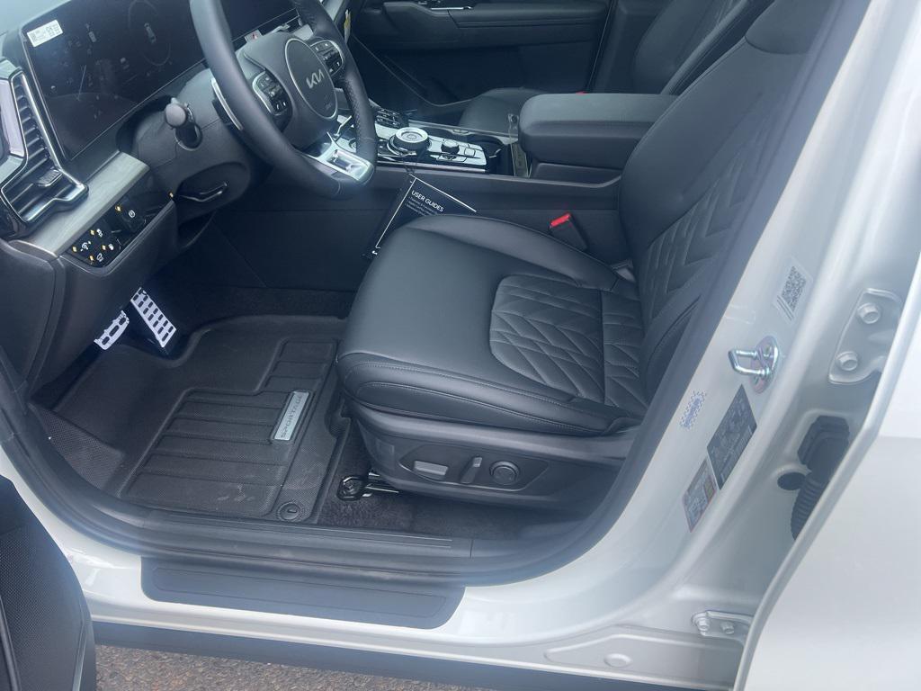 new 2025 Kia Sportage car, priced at $46,950