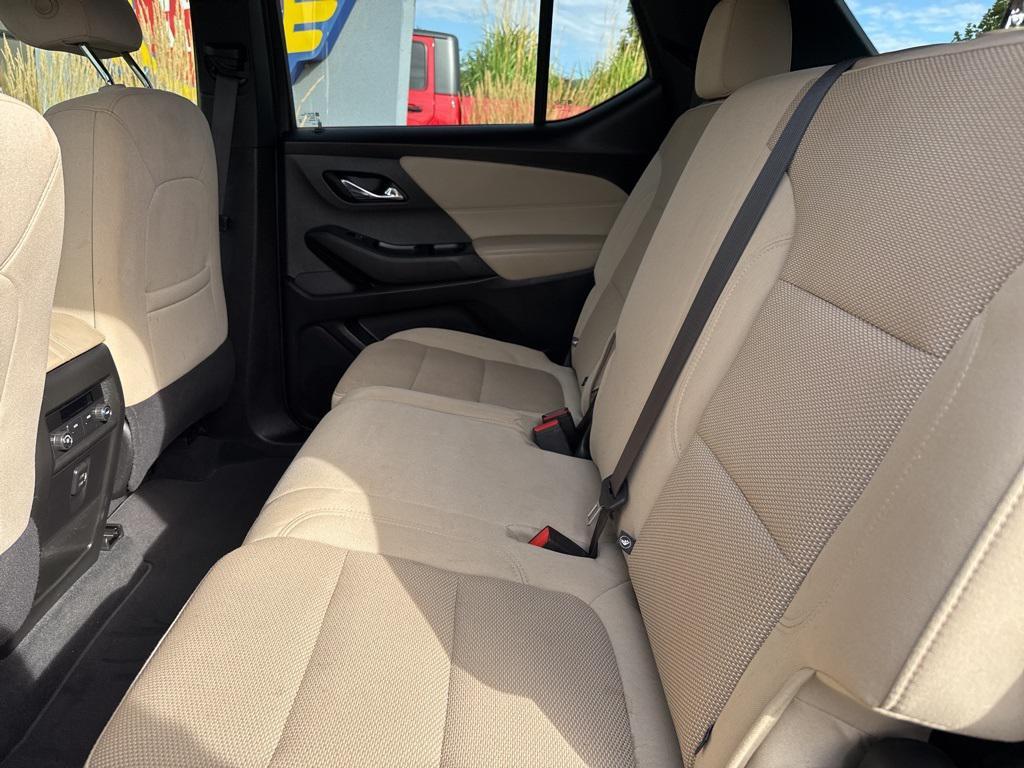 used 2023 Chevrolet Traverse car, priced at $24,980