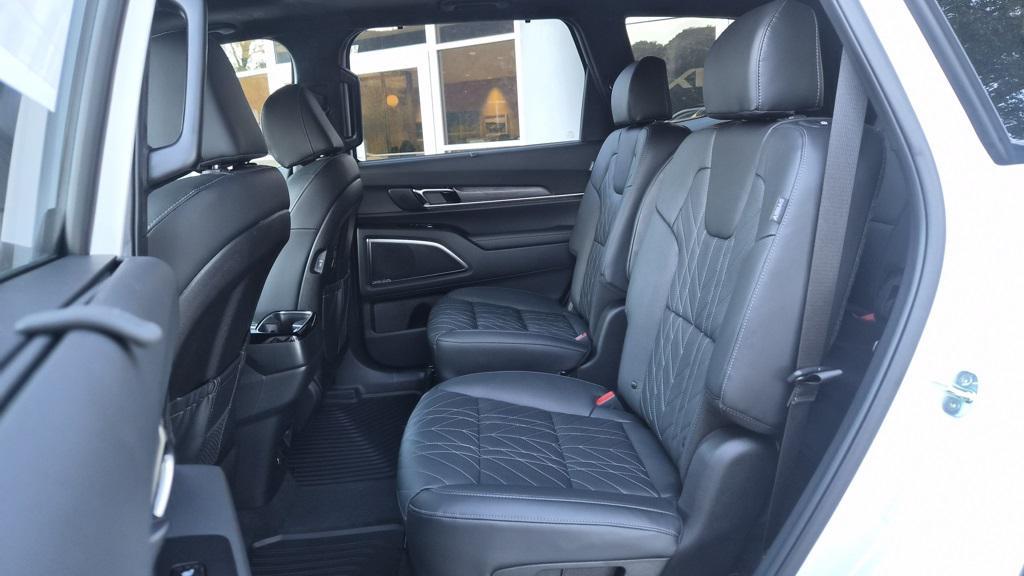 new 2025 Kia Telluride car, priced at $53,362