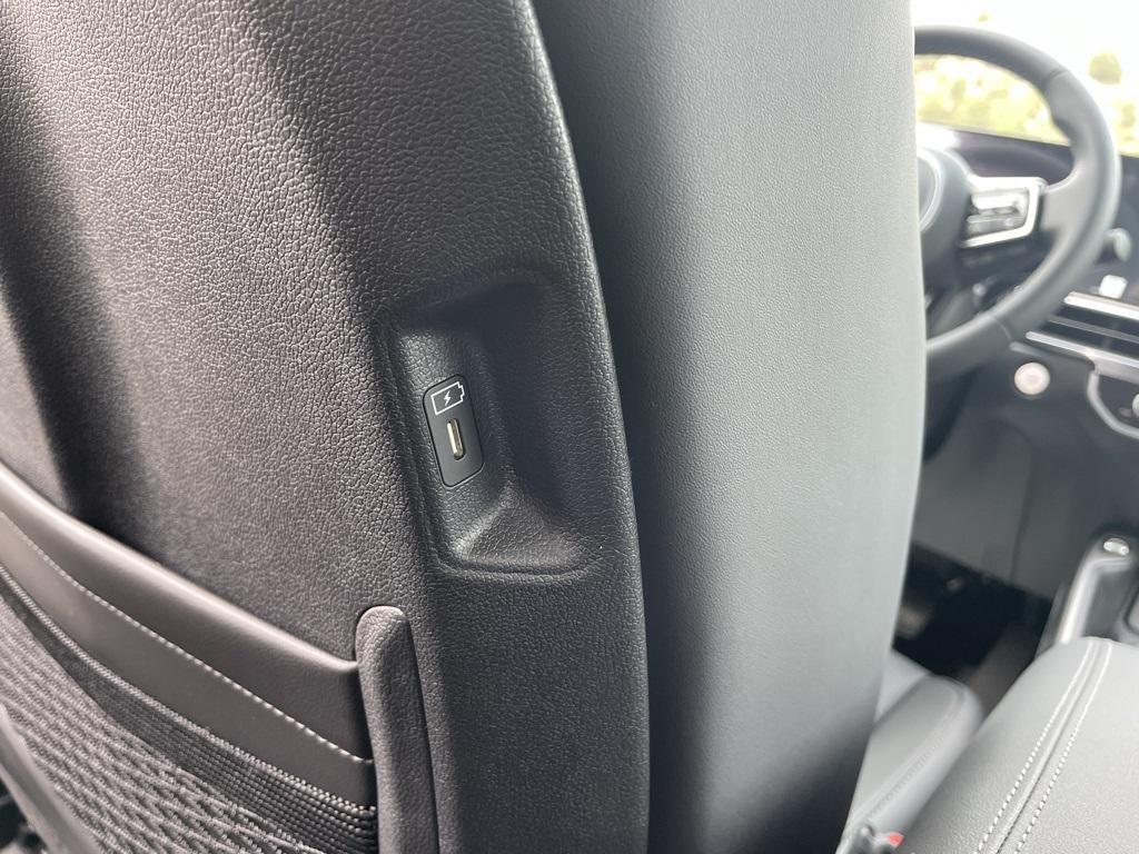 new 2025 Kia Sorento Hybrid car, priced at $41,768