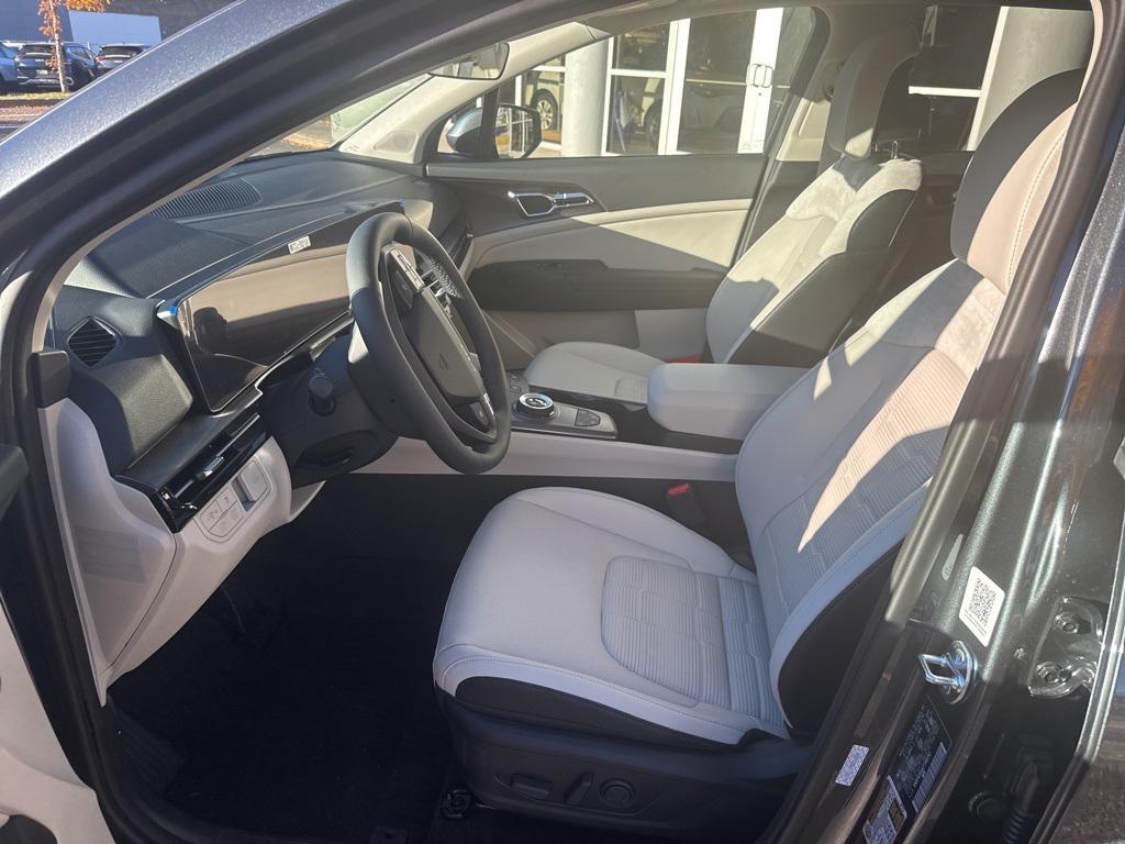new 2026 Kia Sportage Hybrid car, priced at $40,888