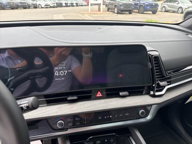 new 2025 Kia Sportage car, priced at $42,055