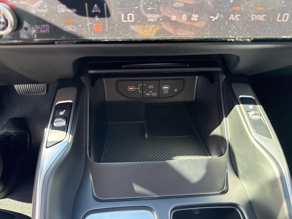 new 2025 Kia Sorento Hybrid car, priced at $41,347