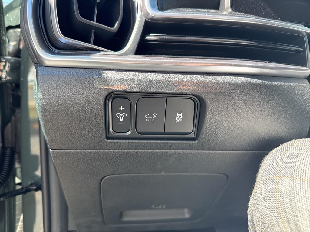 new 2025 Kia Sorento Hybrid car, priced at $41,347