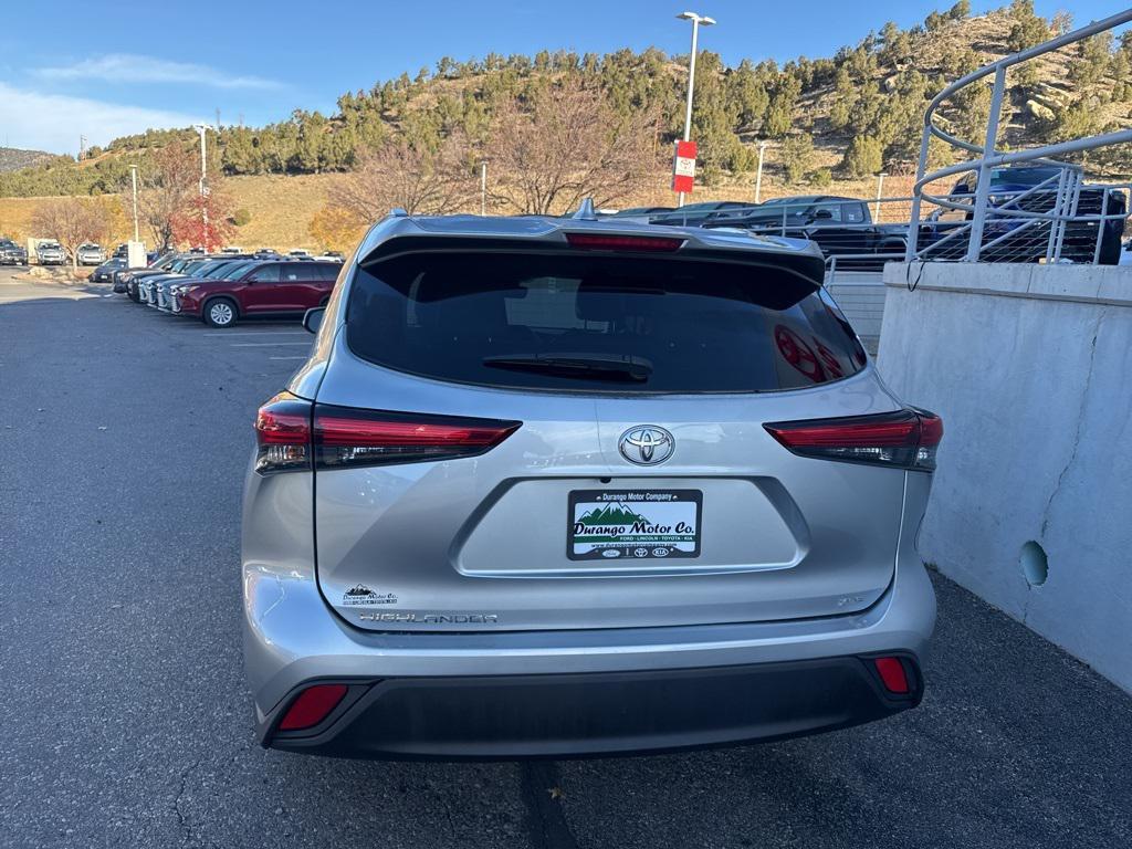 used 2021 Toyota Highlander car, priced at $26,991