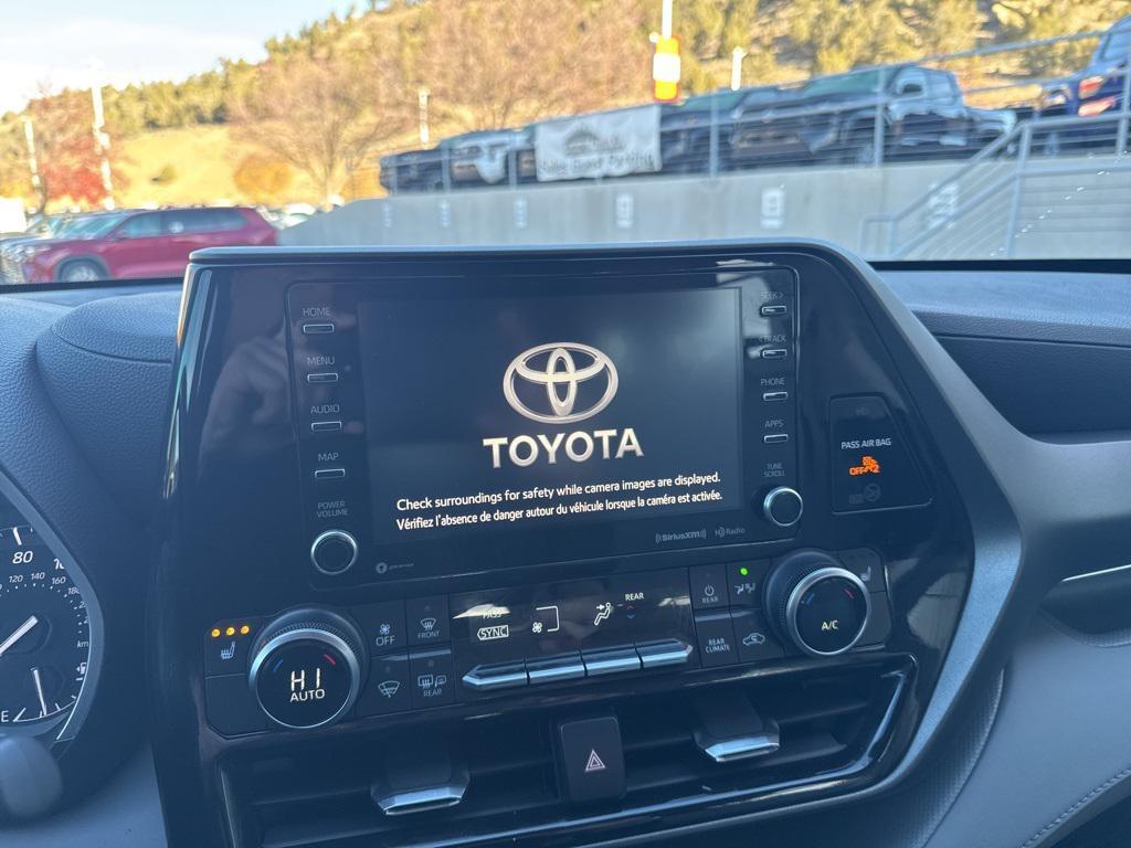used 2021 Toyota Highlander car, priced at $26,991