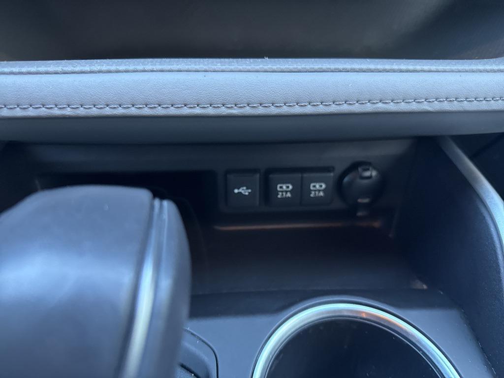 used 2021 Toyota Highlander car, priced at $26,991