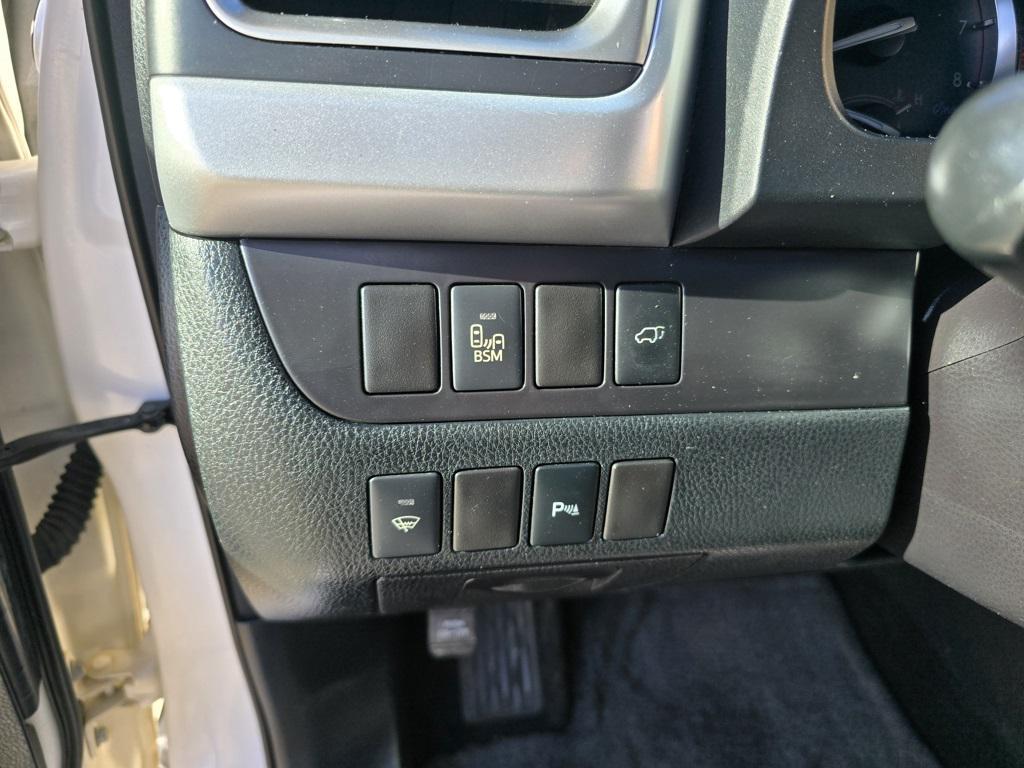 used 2014 Toyota Highlander car, priced at $13,491