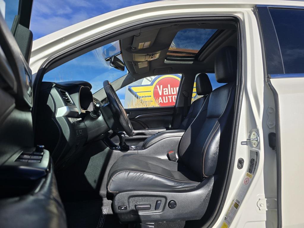 used 2014 Toyota Highlander car, priced at $13,491