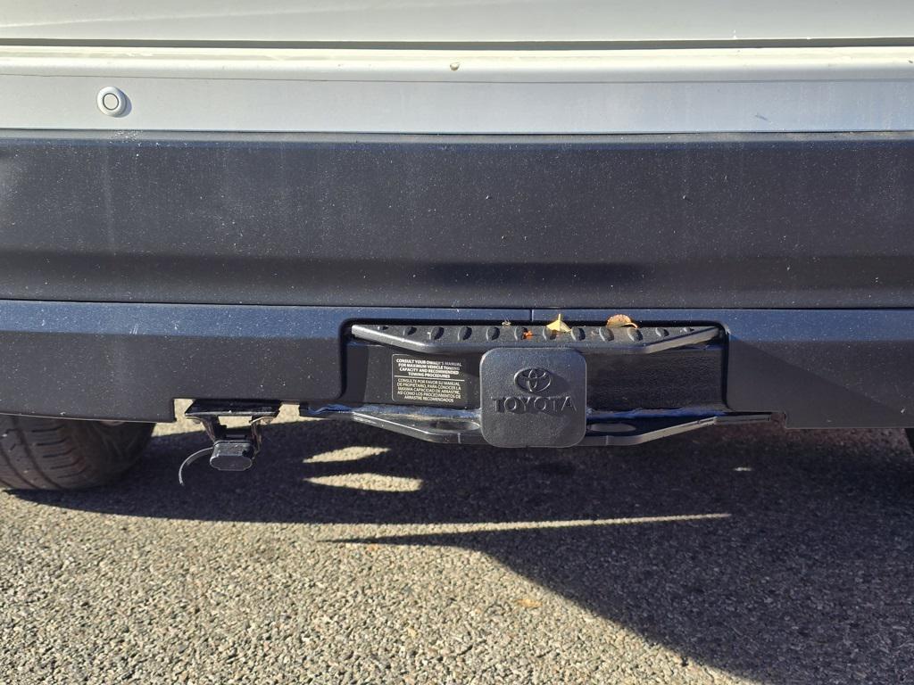 used 2014 Toyota Highlander car, priced at $13,491