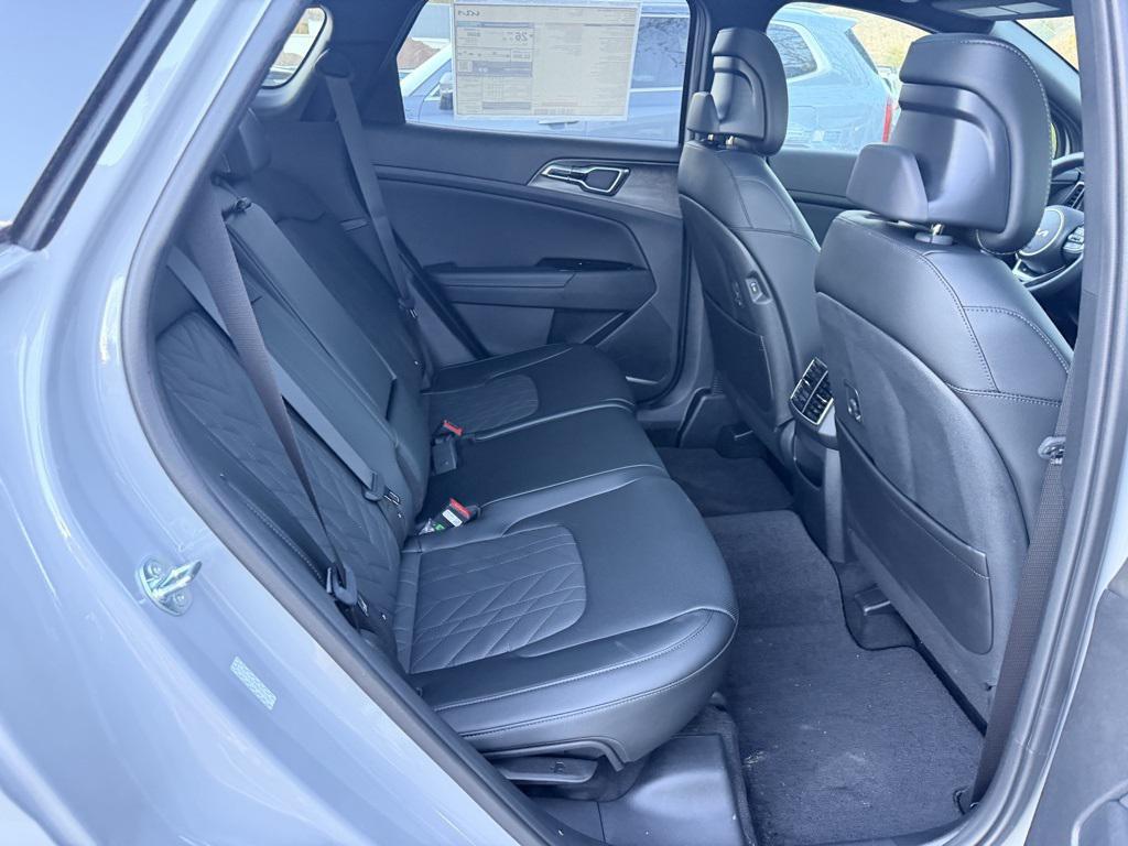 new 2025 Kia Sportage car, priced at $37,540